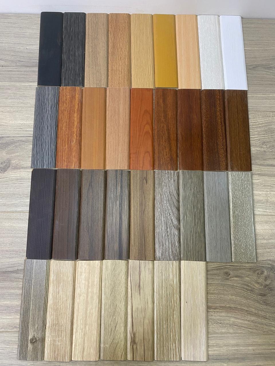 Colores guardaescobas PVC